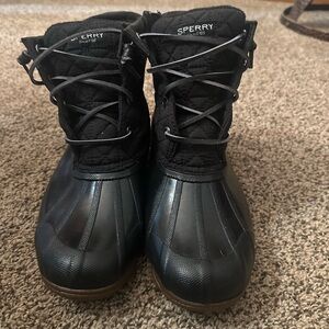 Sperry Quilted Black Boots size 8